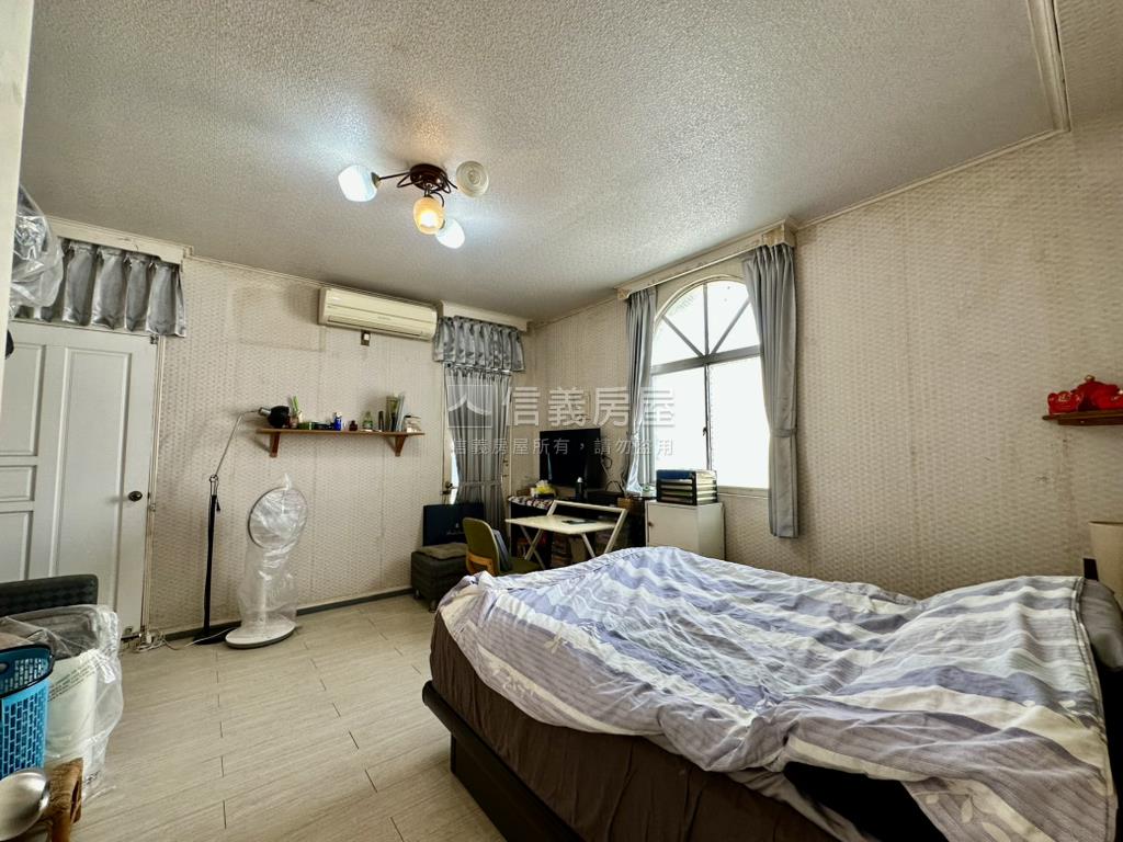 湖美角窗車庫透天房屋室內格局與周邊環境