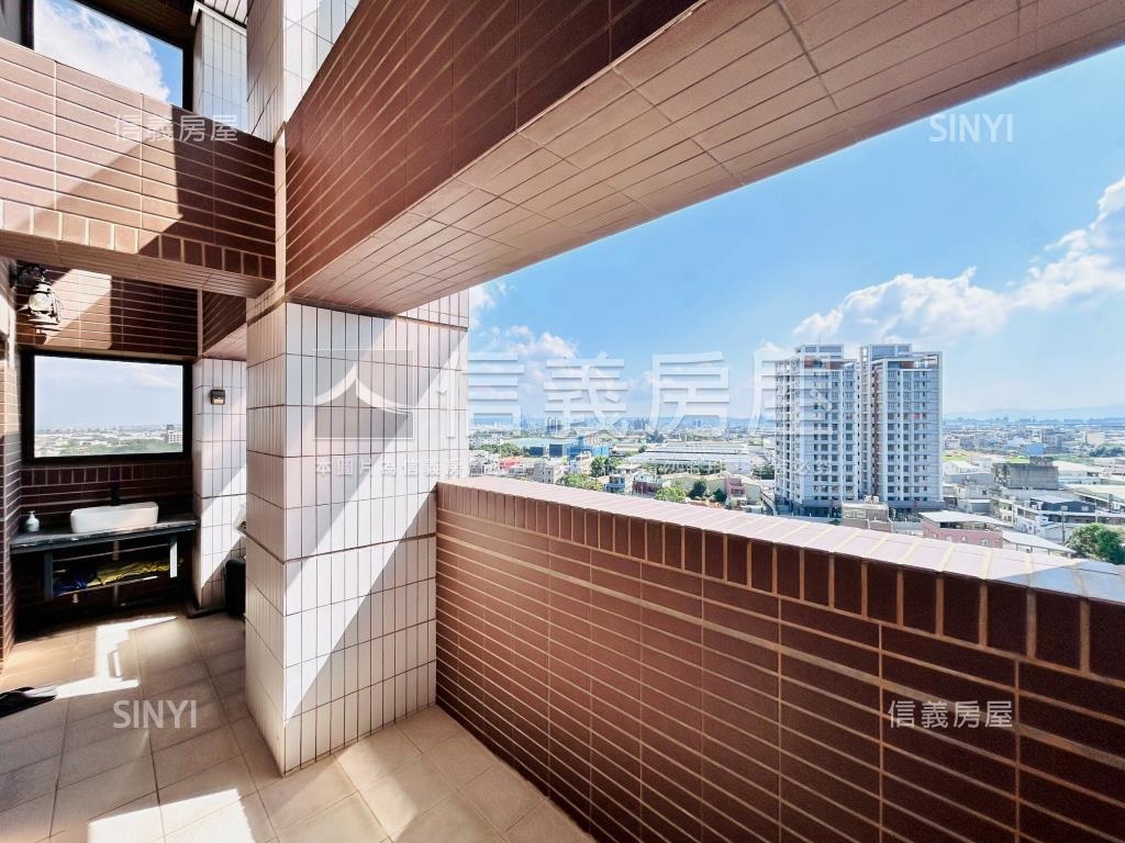 青埔高樓露臺裝潢美屋房屋室內格局與周邊環境