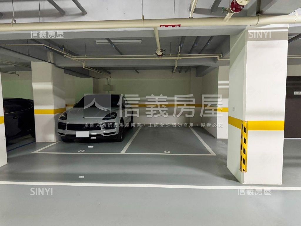 青埔高樓露臺裝潢美屋房屋室內格局與周邊環境