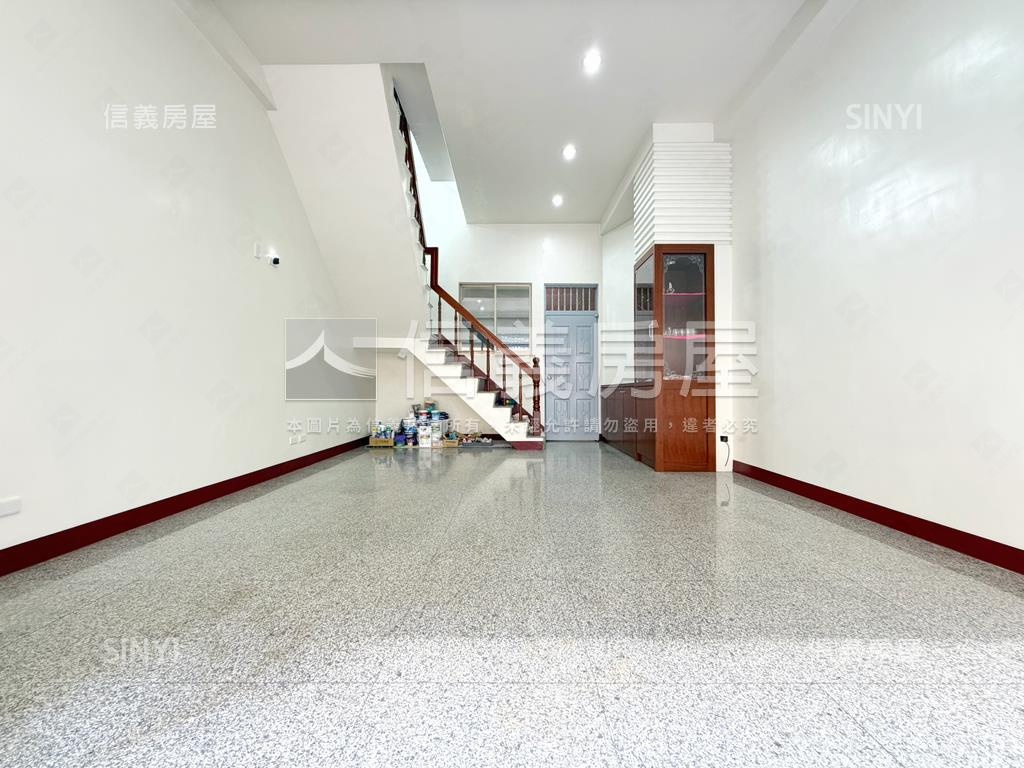 近義享天地百貨‧黃金店面房屋室內格局與周邊環境