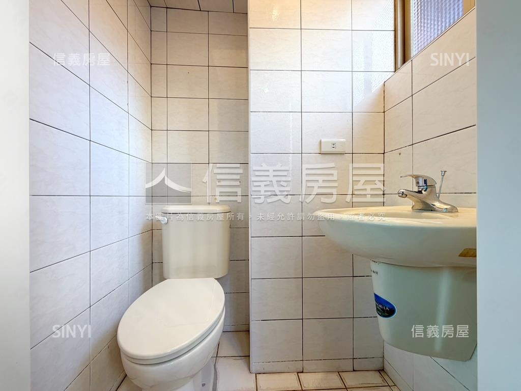 近義享天地百貨‧黃金店面房屋室內格局與周邊環境