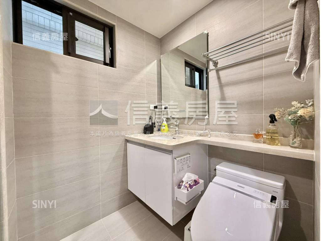 臻園２＋１高樓雙衛浴開窗房屋室內格局與周邊環境