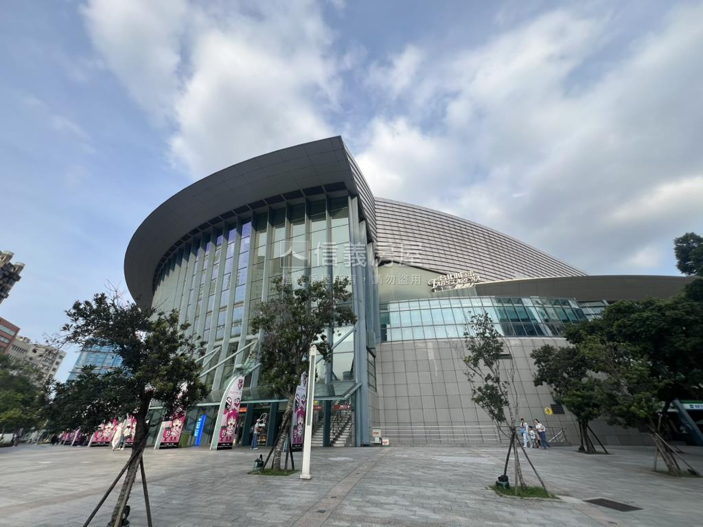 專約雙敦巨蛋獨棟邊間美寓房屋室內格局與周邊環境