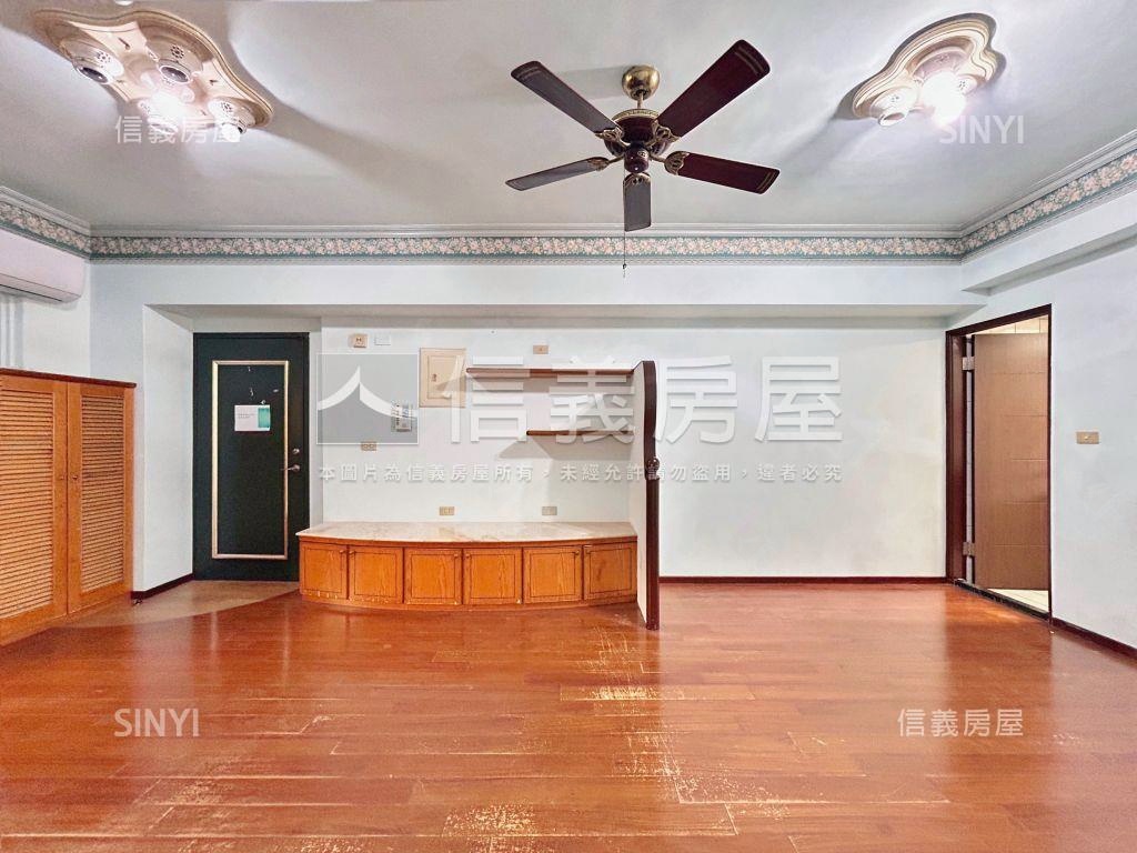 昌平校園美景三房平車房屋室內格局與周邊環境