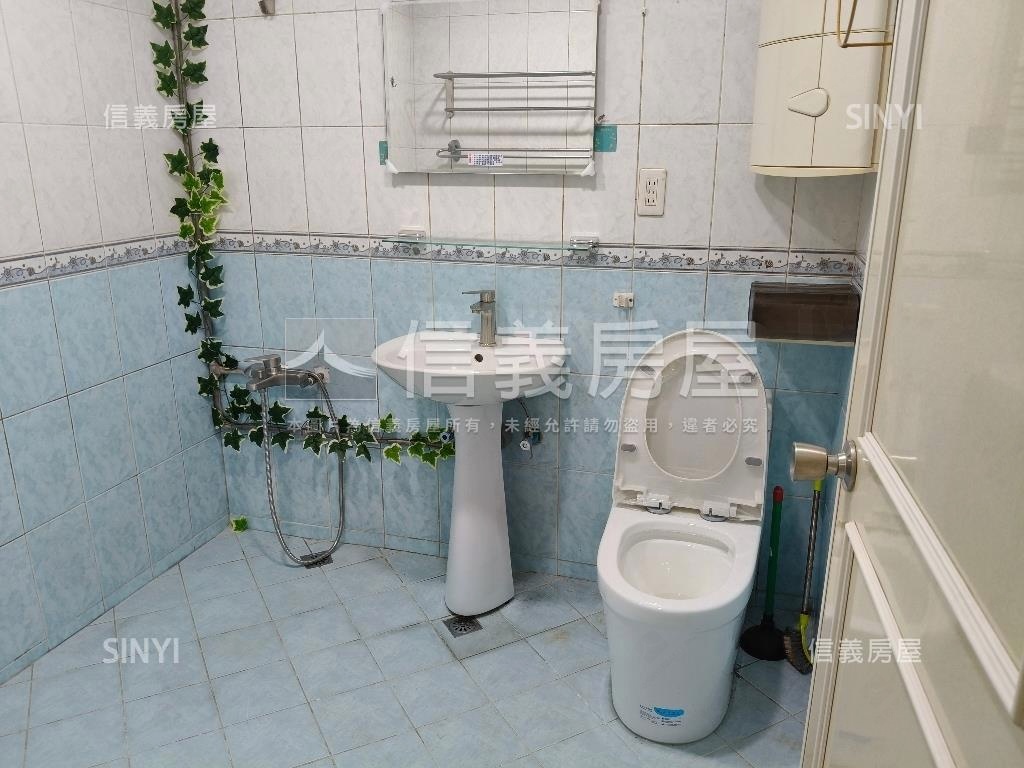 優美街漂亮美寓３房２衛房屋室內格局與周邊環境