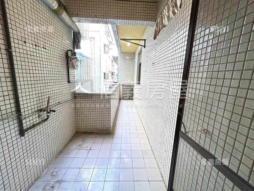 捷運×公園黃金稀有大戶房屋室內格局與周邊環境