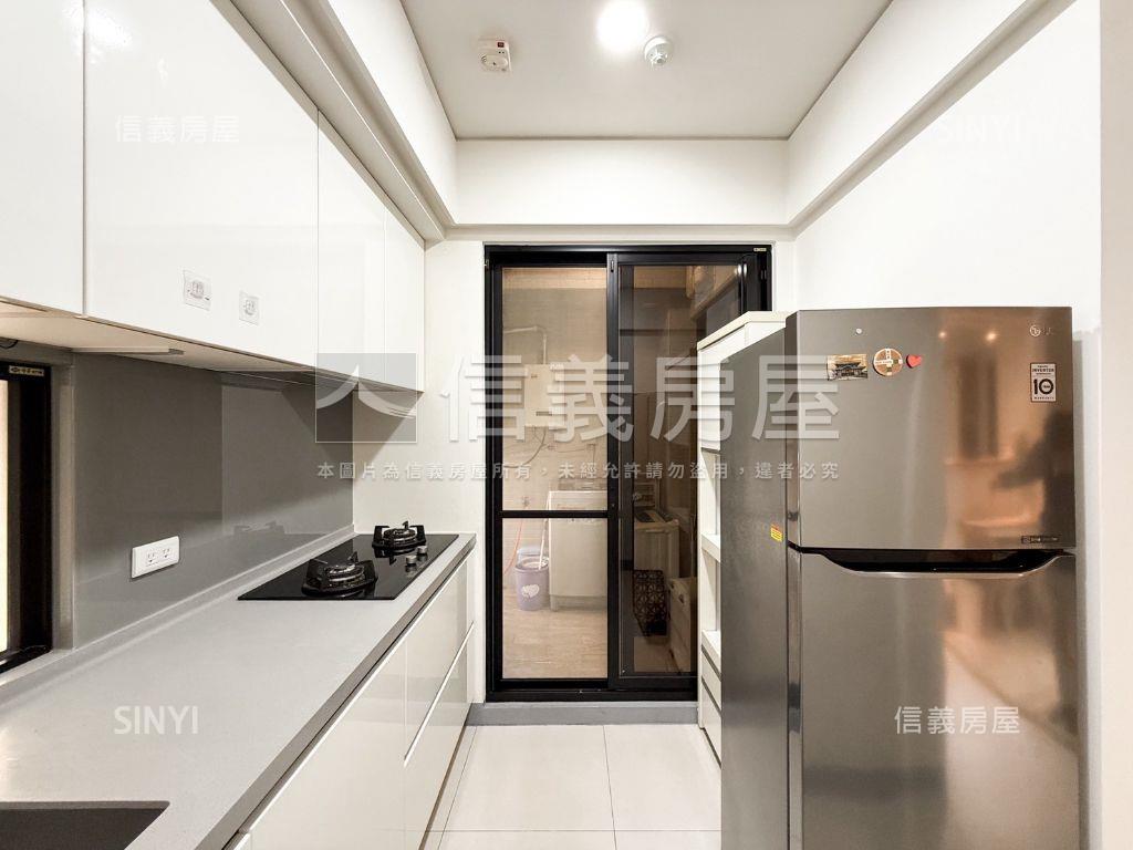 美術館極致漂亮兩房房屋室內格局與周邊環境