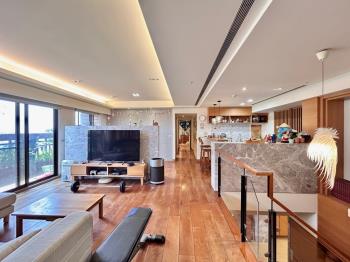 國璽天際典藏大戶雙車位