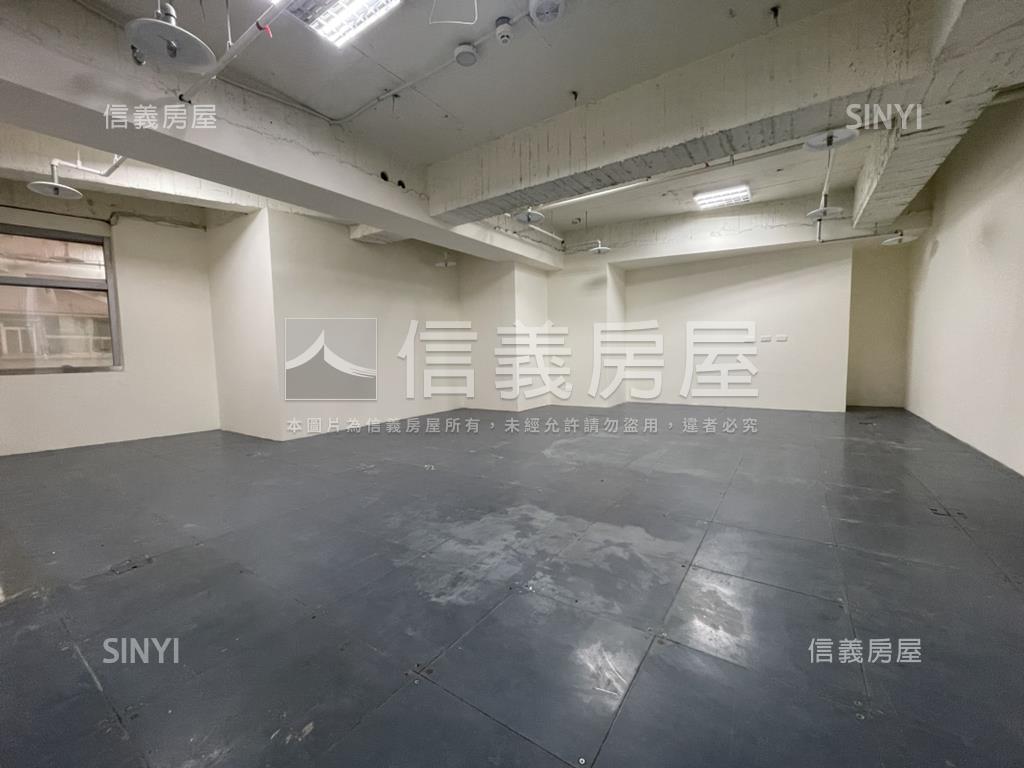 近永安捷運時代金融中心３房屋室內格局與周邊環境