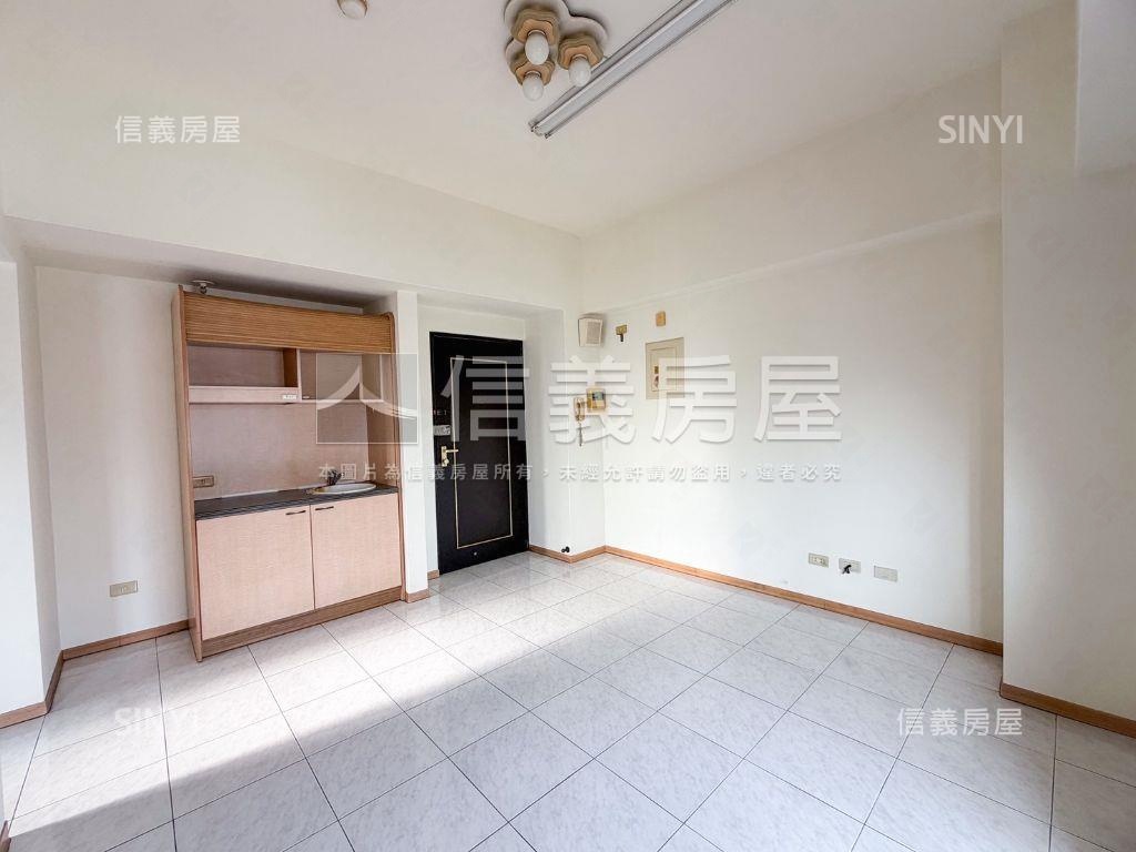 前金超值採光美宅附車位房屋室內格局與周邊環境