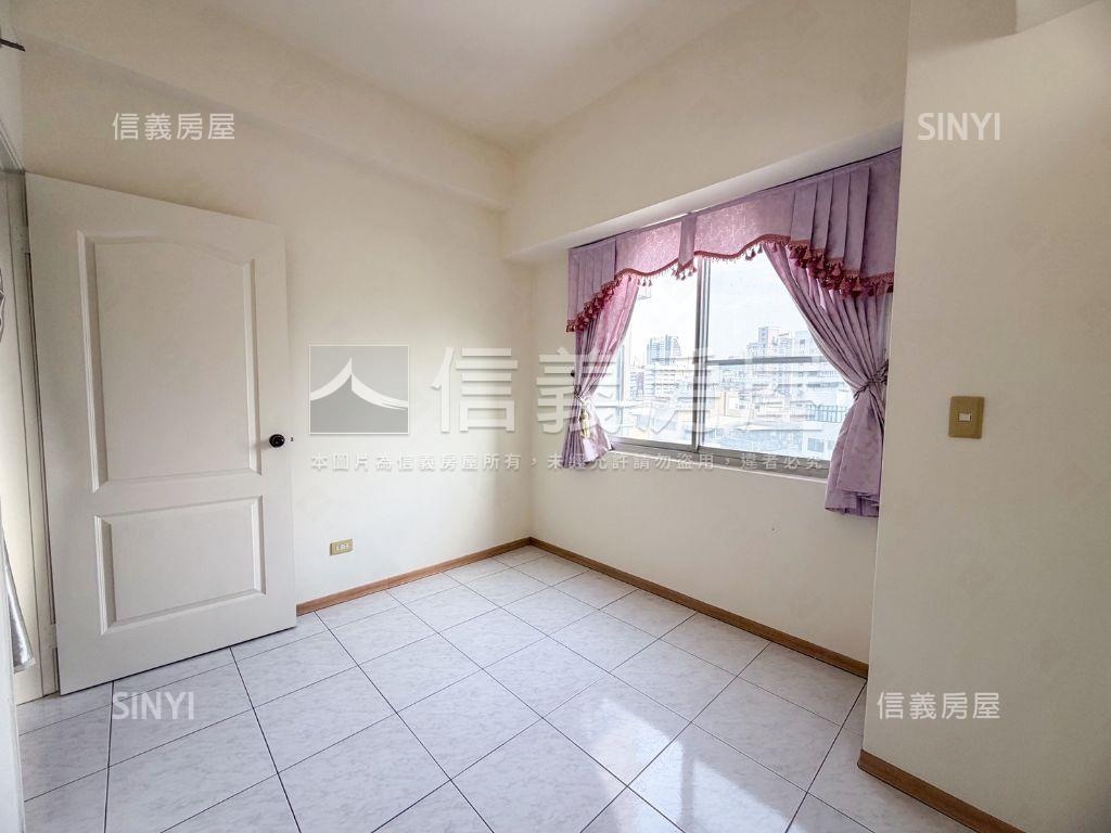 前金超值採光美宅附車位房屋室內格局與周邊環境