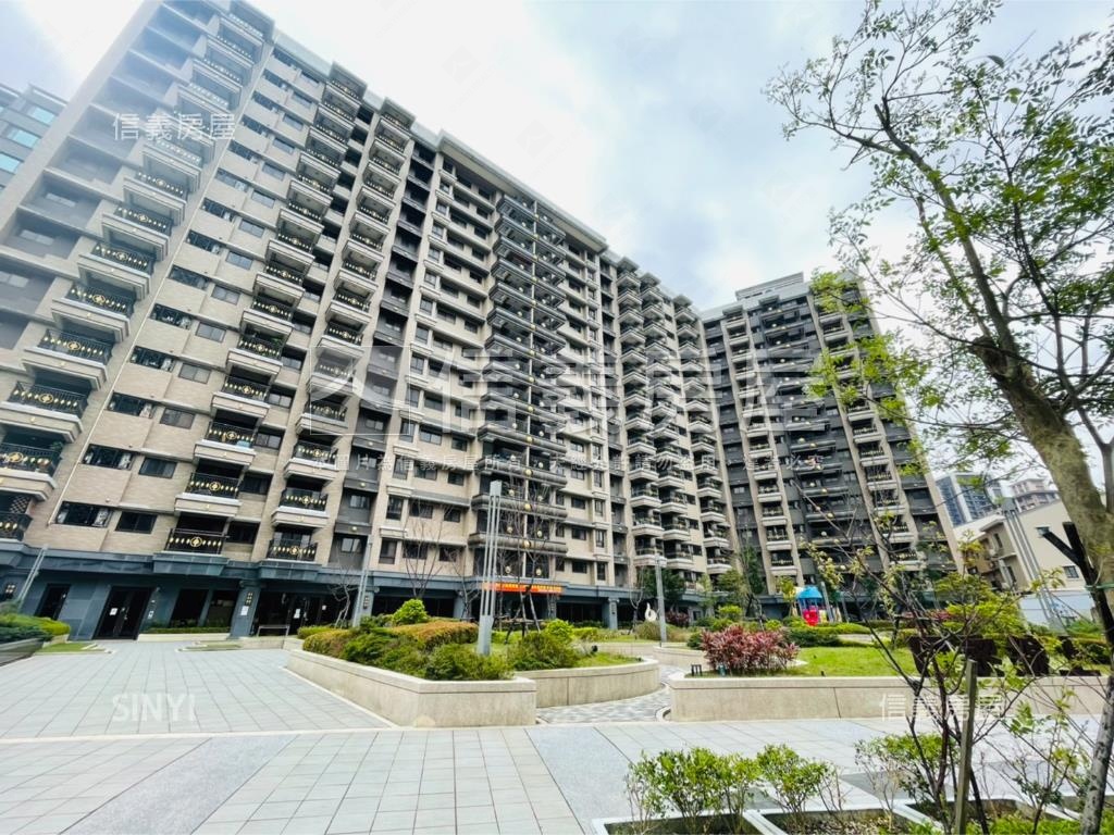 巴黎線上獨立大車位房屋室內格局與周邊環境