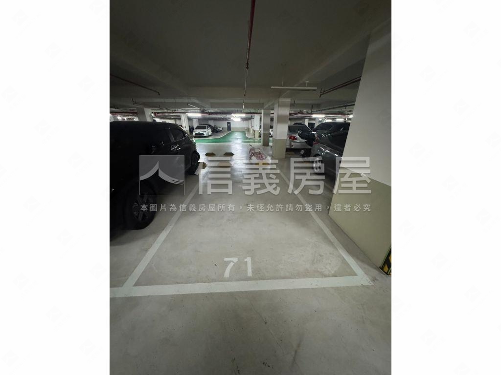 巴黎線上獨立大車位房屋室內格局與周邊環境