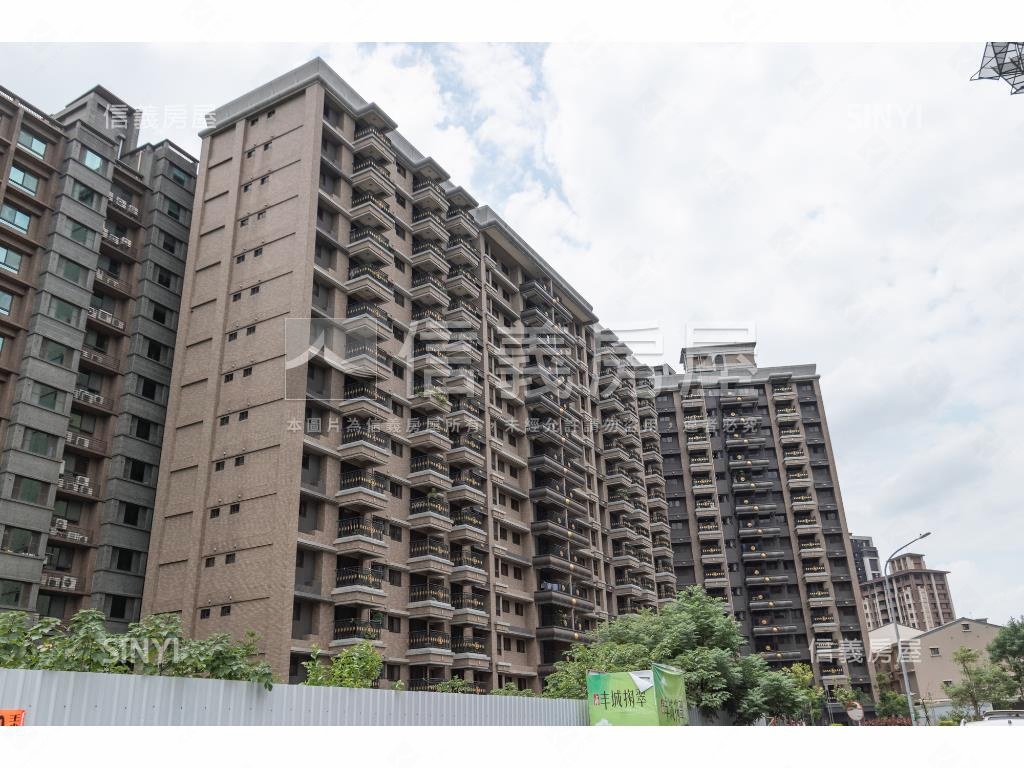 巴黎線上獨立大車位房屋室內格局與周邊環境