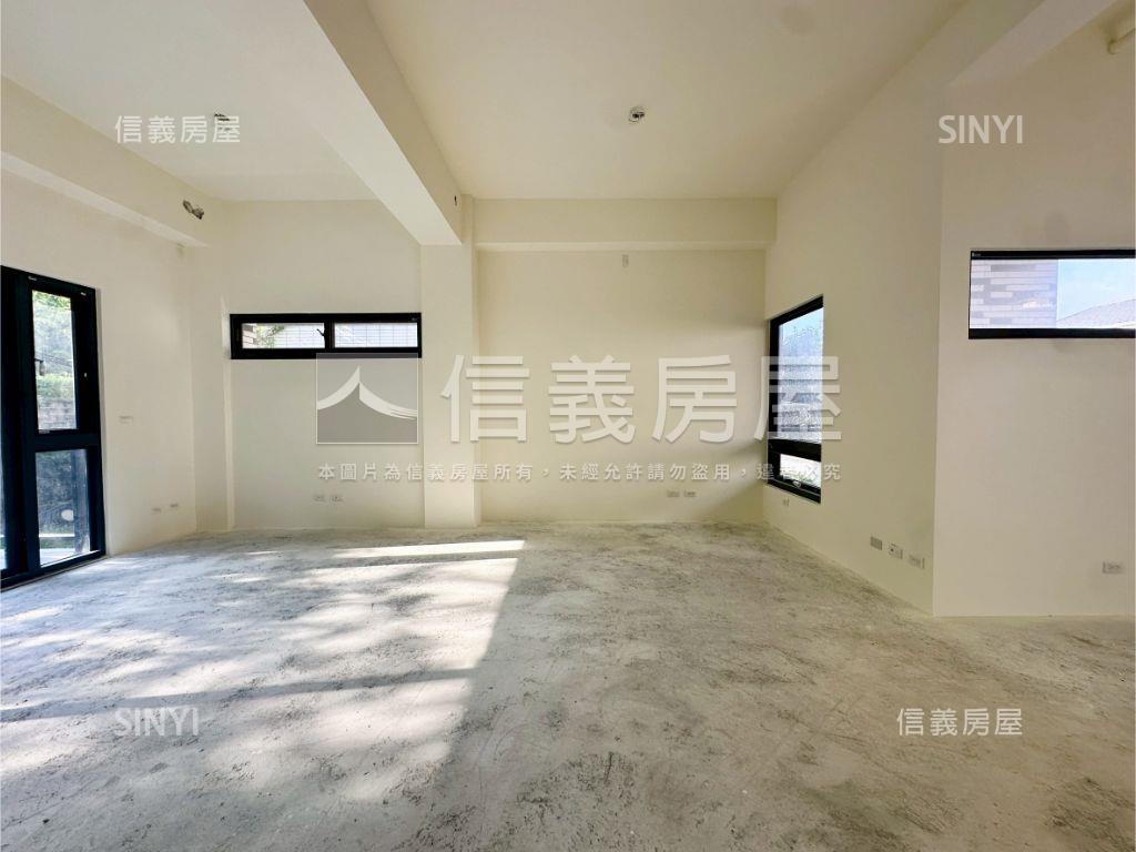 近園區全新電梯車庫透天房屋室內格局與周邊環境