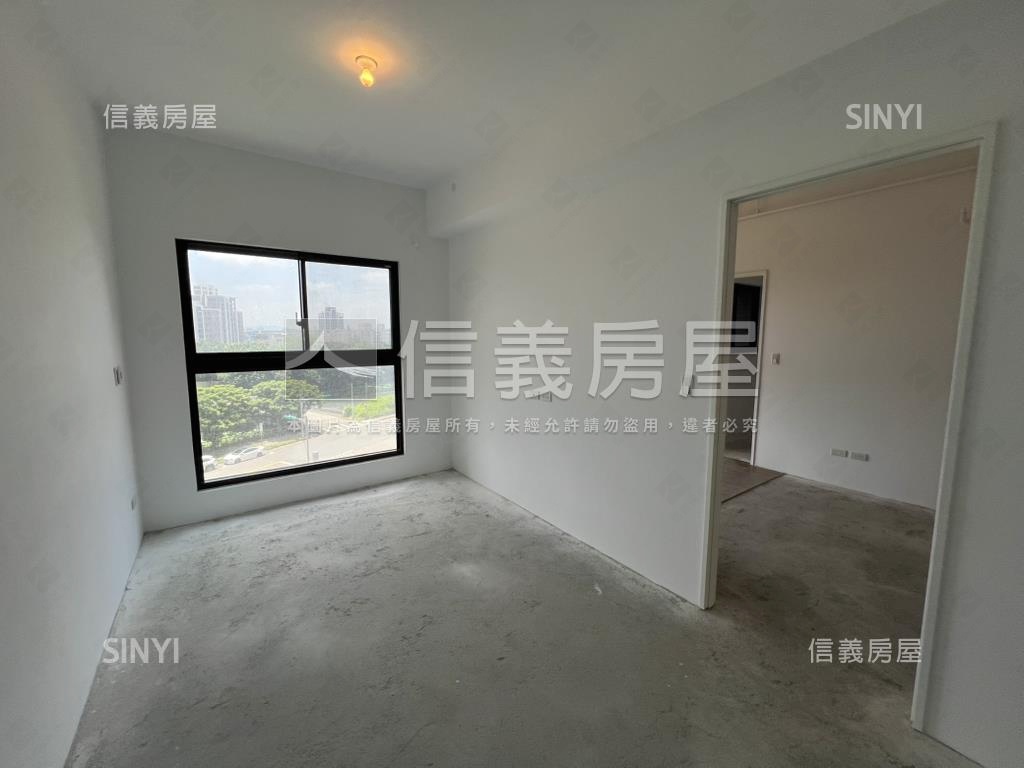 Ａ１８園首之道兩房車位房屋室內格局與周邊環境