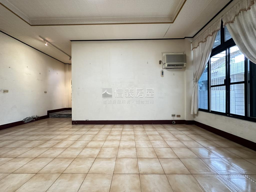 東區｜大面寬透天車墅房屋室內格局與周邊環境