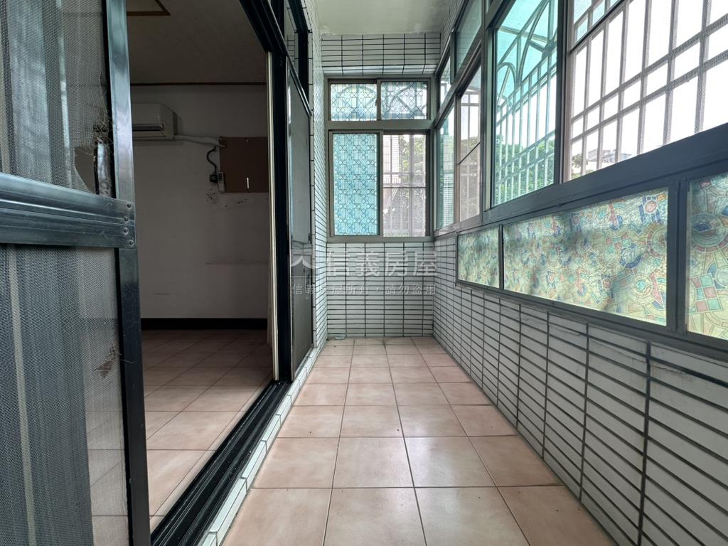 東區｜大面寬透天車墅房屋室內格局與周邊環境
