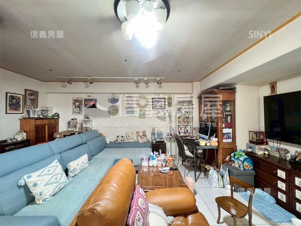 近陽明國中高樓層視野房屋室內格局與周邊環境