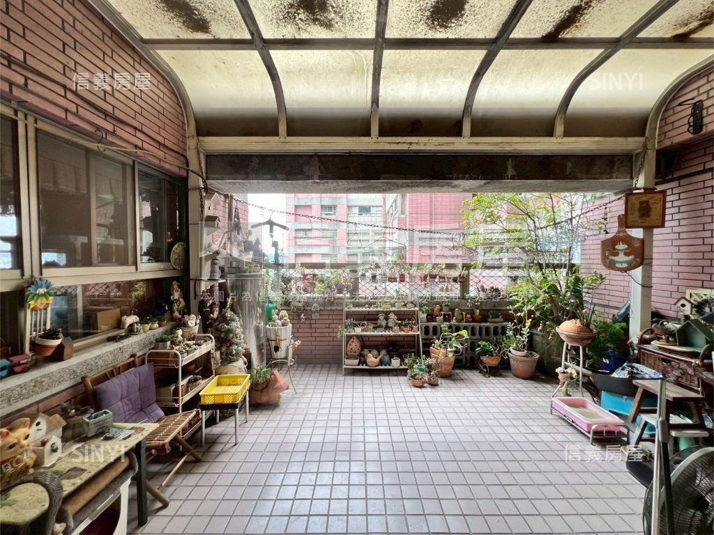 近陽明國中高樓層視野房屋室內格局與周邊環境