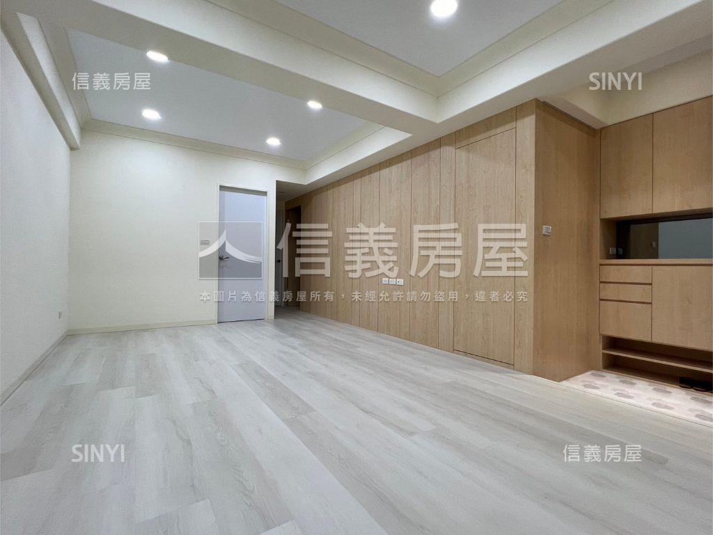 捷運新裝潢景觀３房房屋室內格局與周邊環境