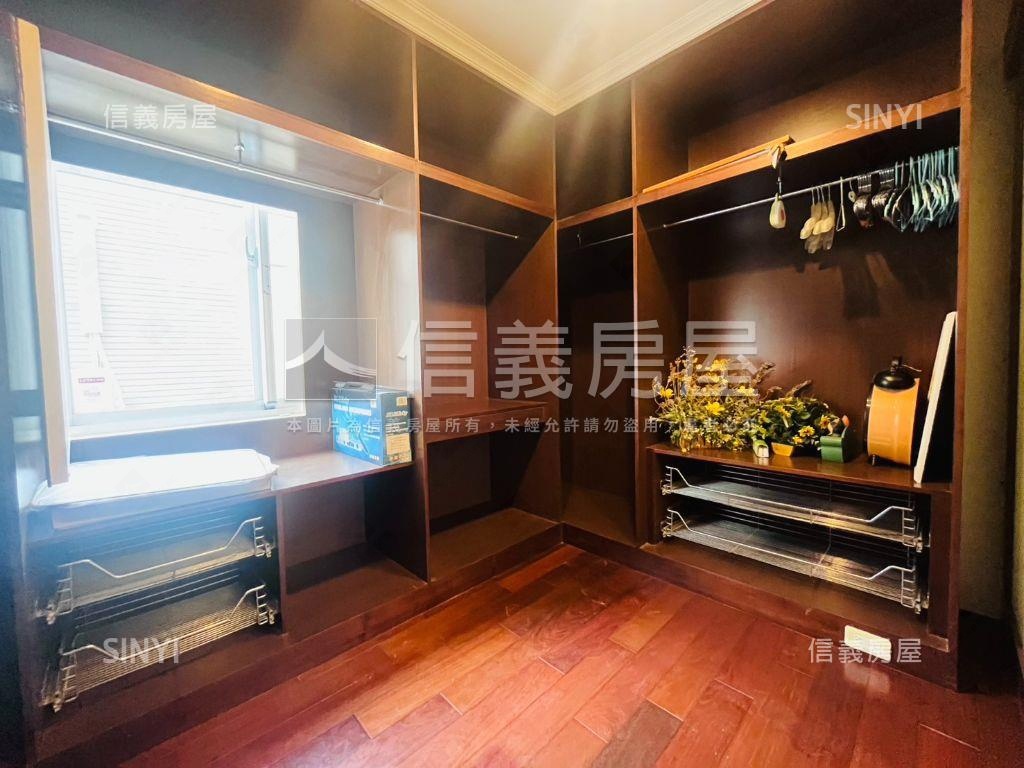 稀有賀岡美透天房屋室內格局與周邊環境