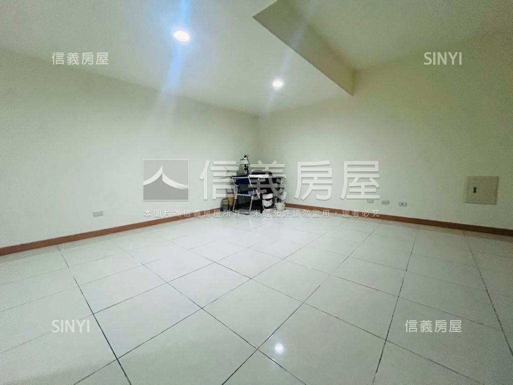 稀有賀岡美透天房屋室內格局與周邊環境