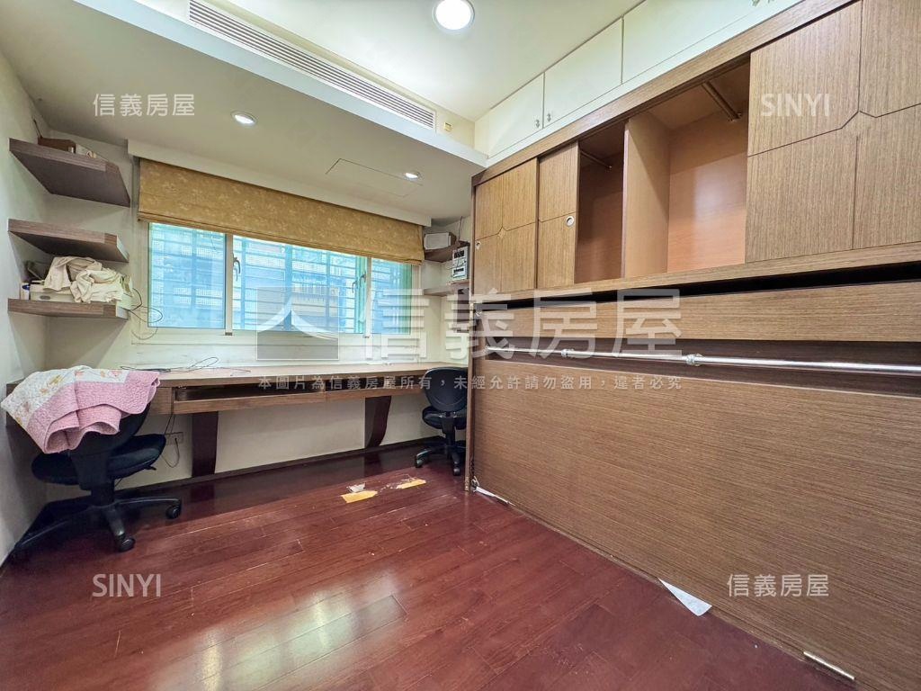 永安市場邊間電梯兩房房屋室內格局與周邊環境
