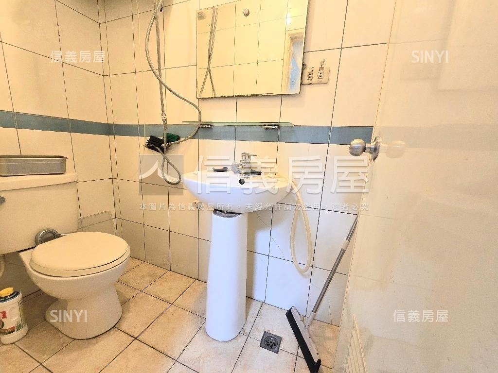 鎮板橋大空間房屋室內格局與周邊環境