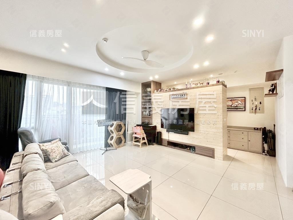 高鐵鼎毅３＋１房雙車位房屋室內格局與周邊環境