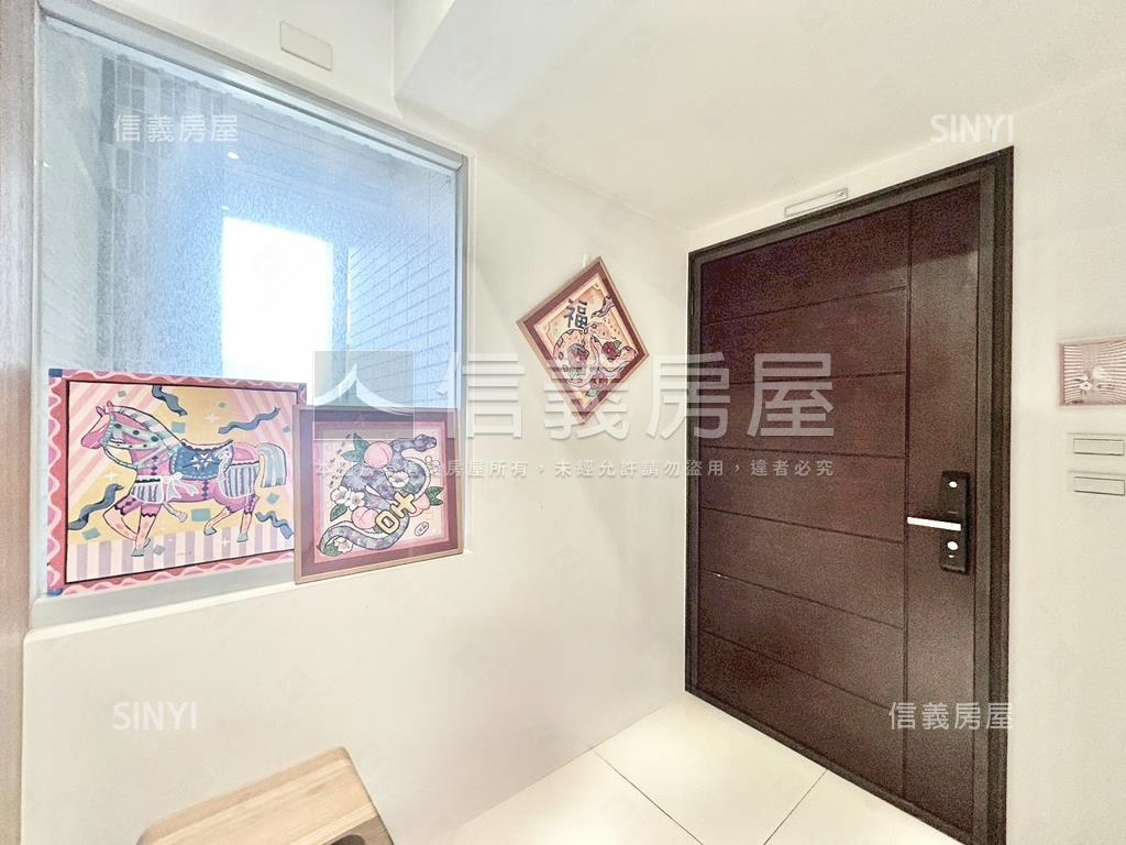 高鐵鼎毅３＋１房雙車位房屋室內格局與周邊環境