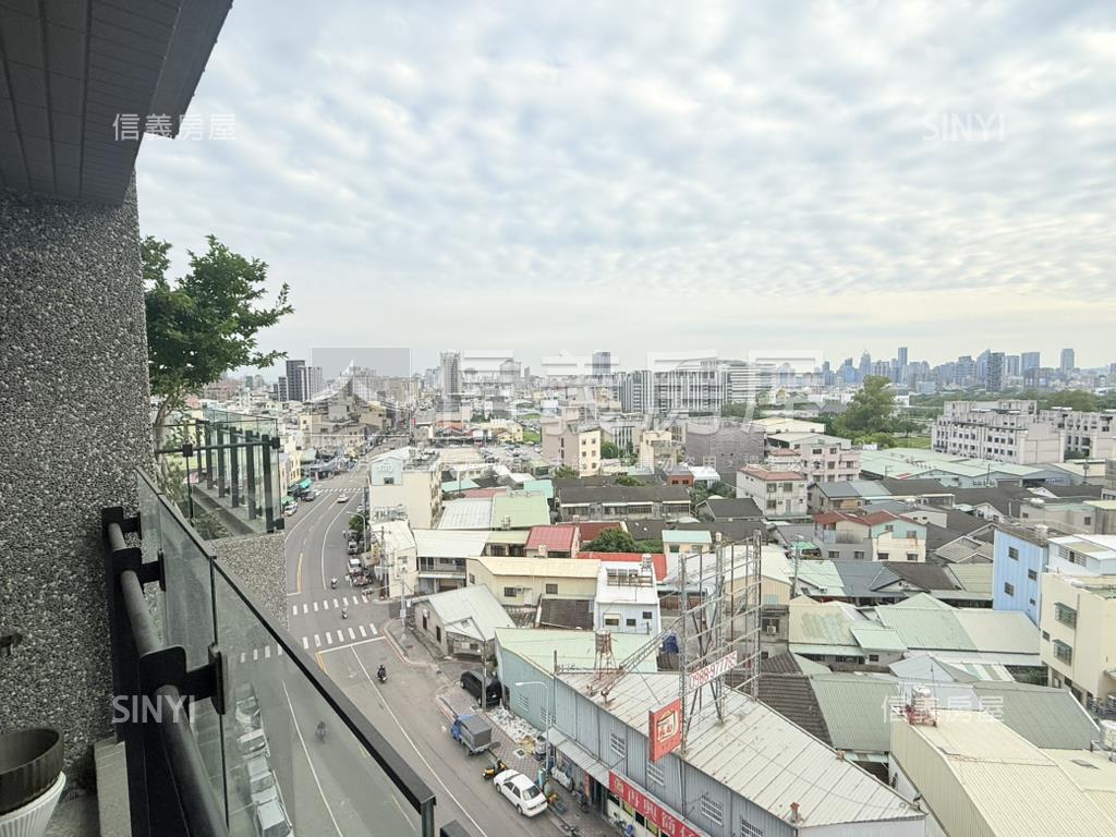 面中央公園視野四房平車房屋室內格局與周邊環境