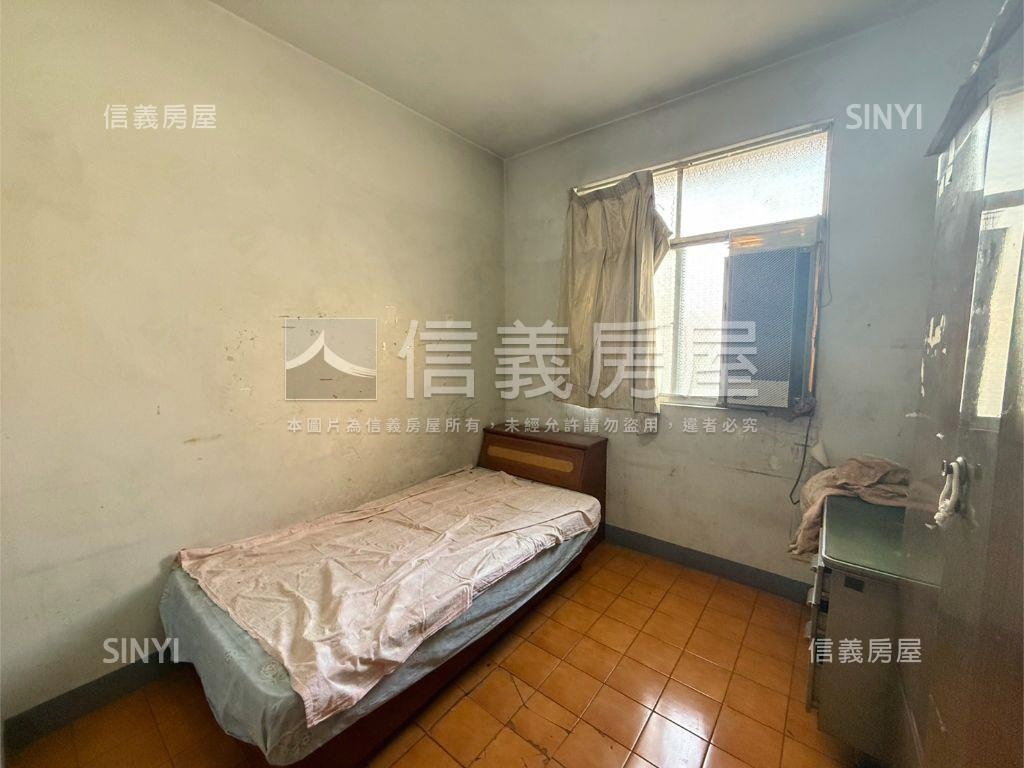 鳳山優質三房美寓房屋室內格局與周邊環境