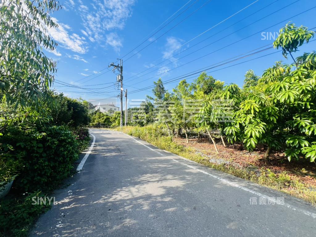 竹山飄香甲種建築用地房屋室內格局與周邊環境