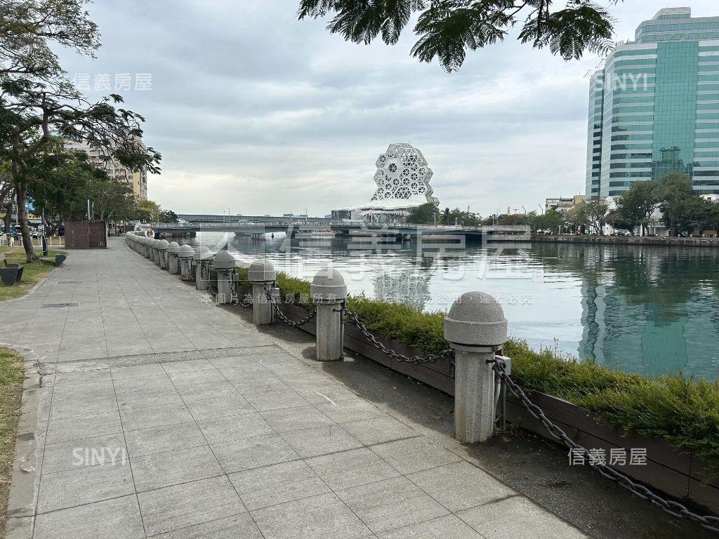 亞灣市中心高樓景觀宅房屋室內格局與周邊環境