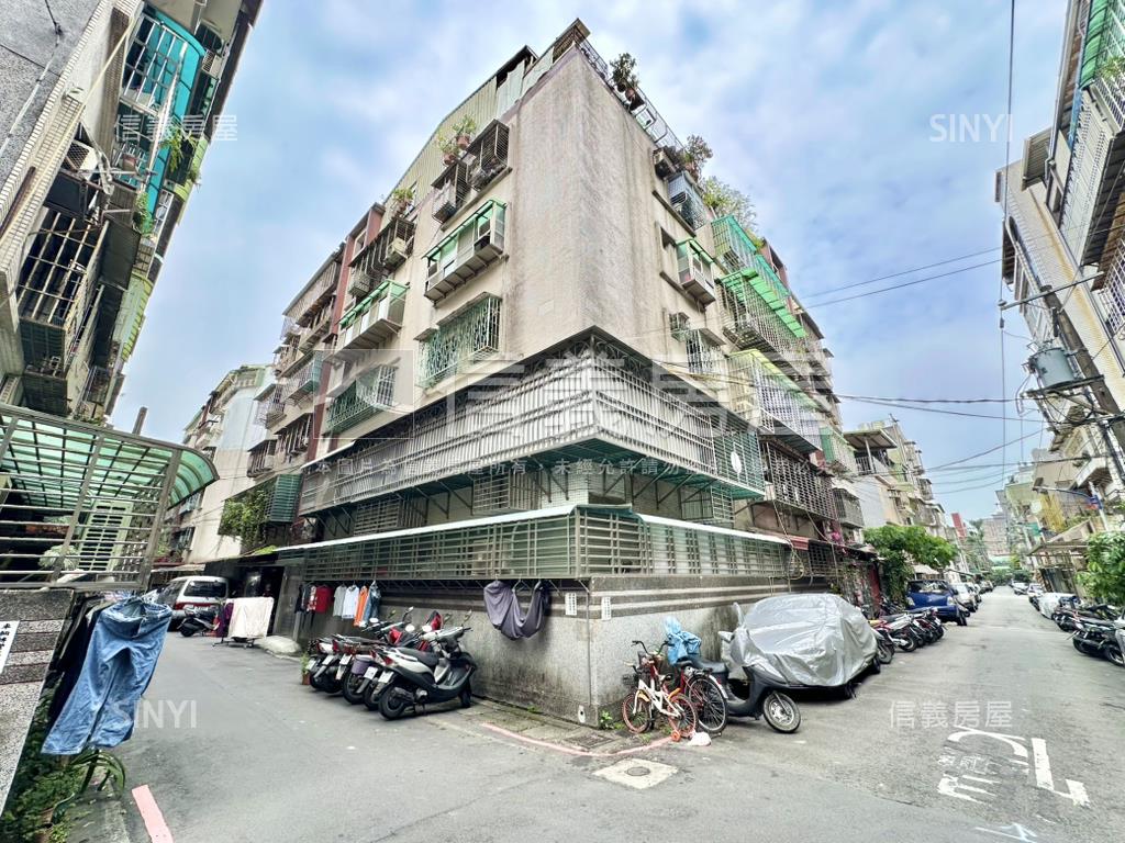 近萬大ＬＧ０８邊間三樓房屋室內格局與周邊環境