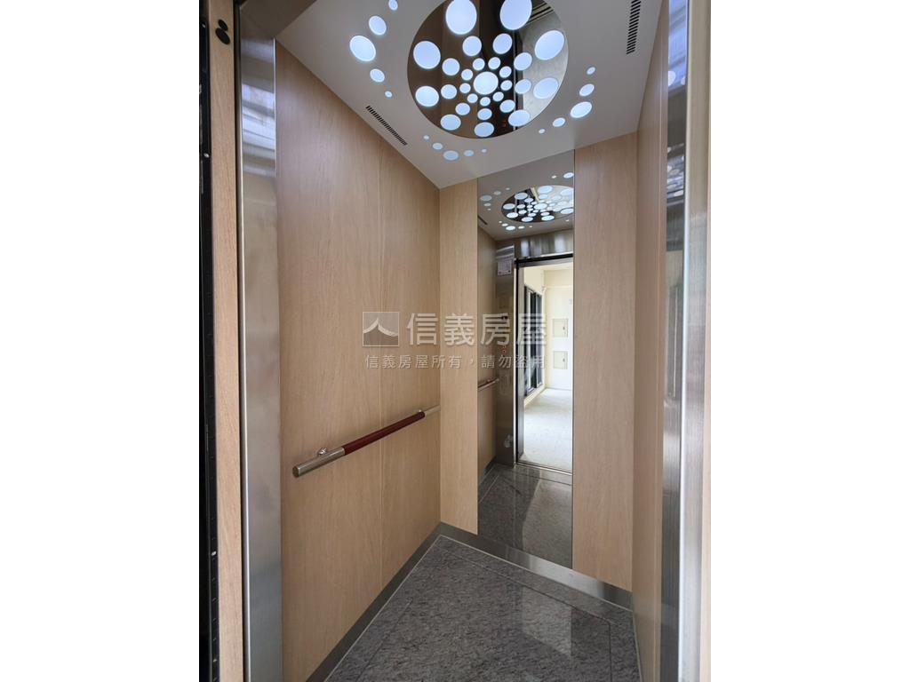 新！綠茵視野電梯別墅房屋室內格局與周邊環境