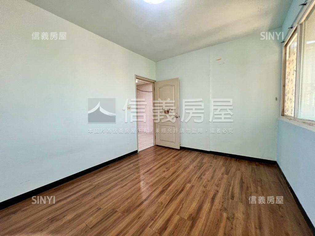 景觀採光三房平車房屋室內格局與周邊環境