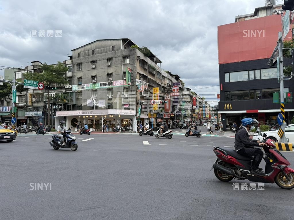 正富國路金店面房屋室內格局與周邊環境