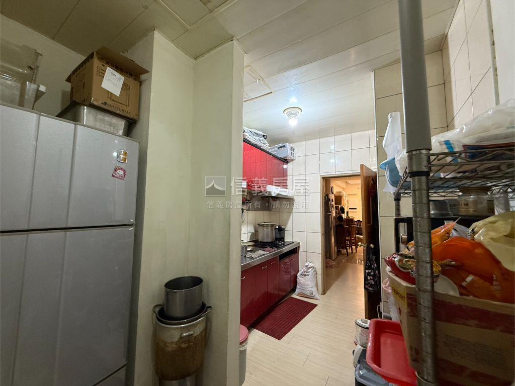 【專任】角間一樓美宅房屋室內格局與周邊環境