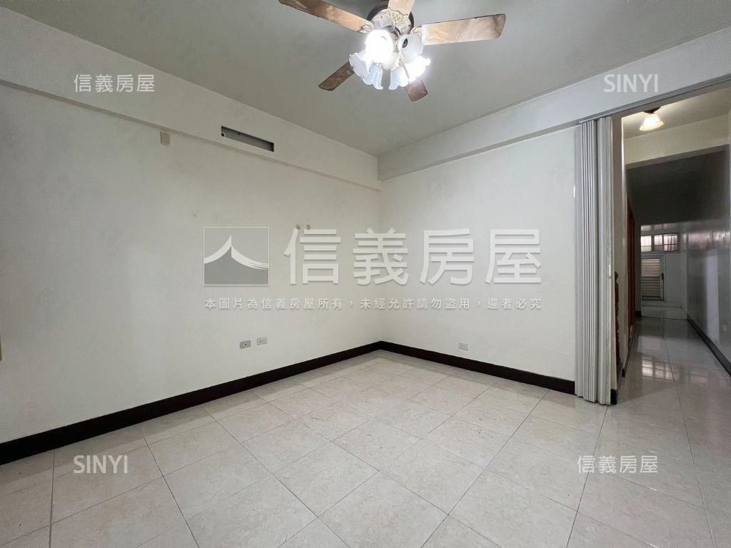 生產路透天房屋室內格局與周邊環境