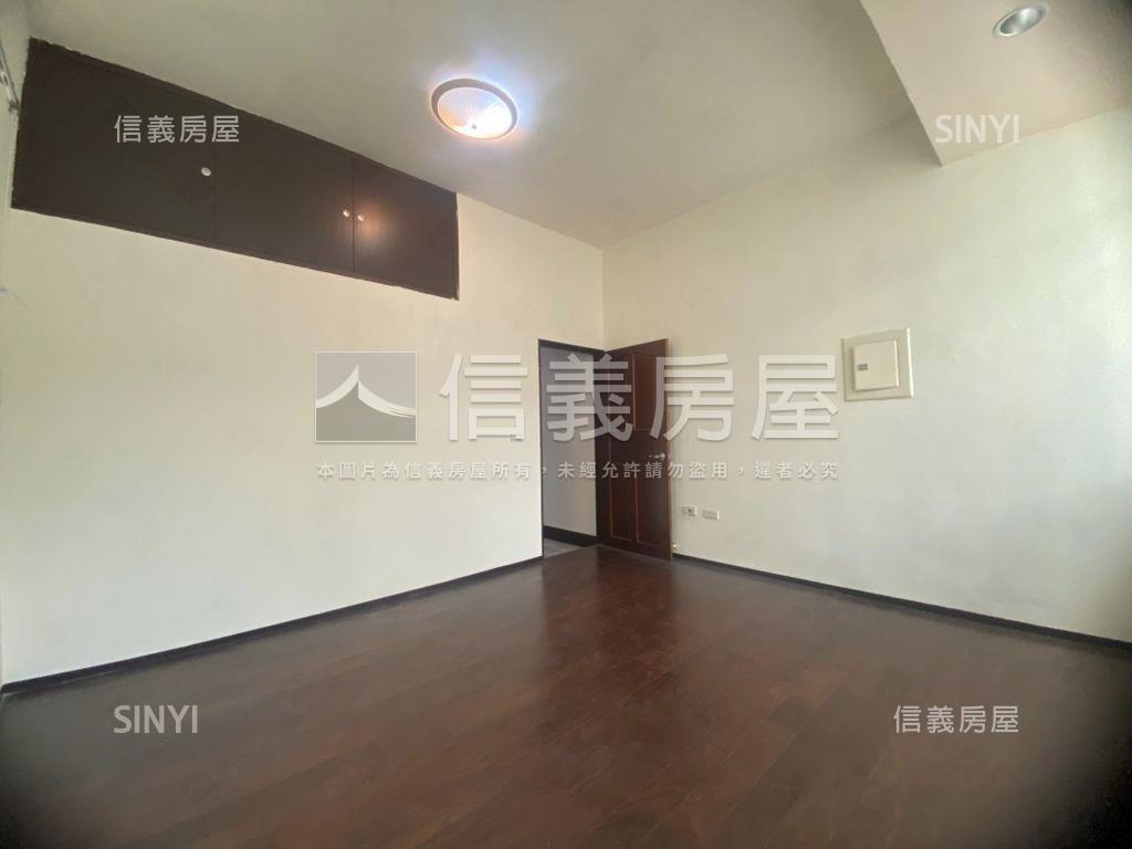 生產路透天房屋室內格局與周邊環境