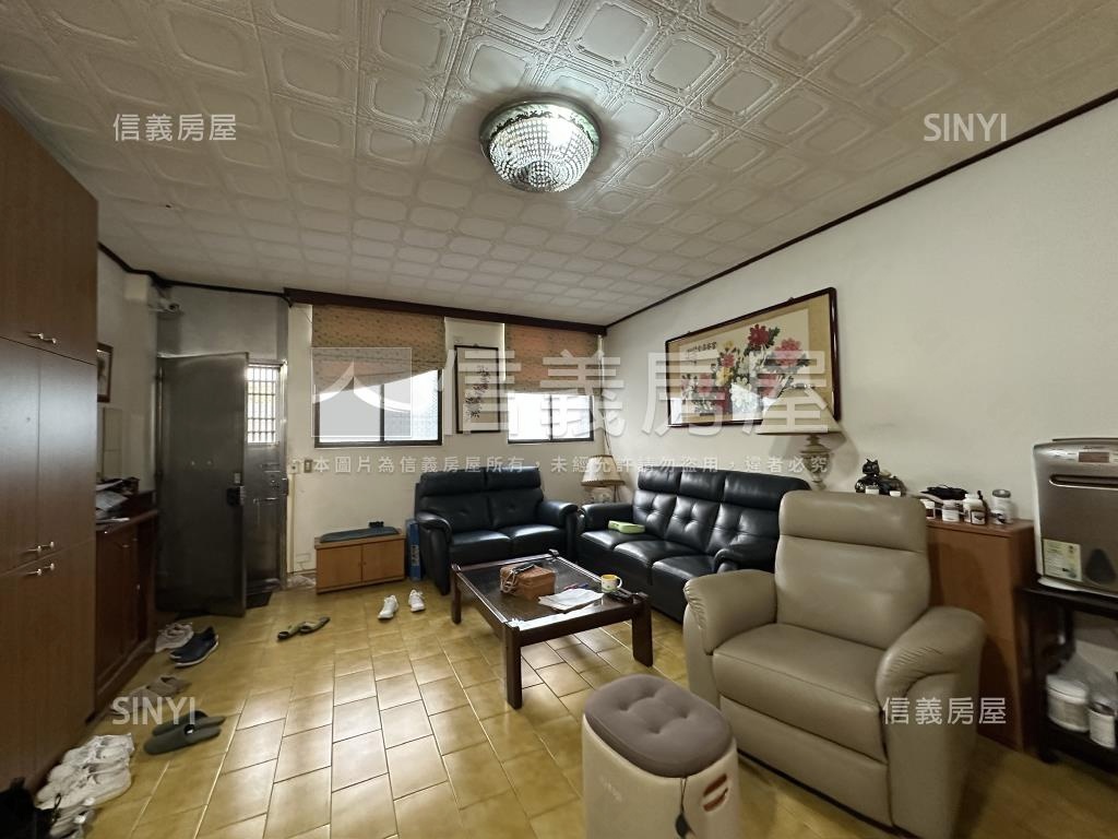 士林站土地加蓋透天房屋室內格局與周邊環境