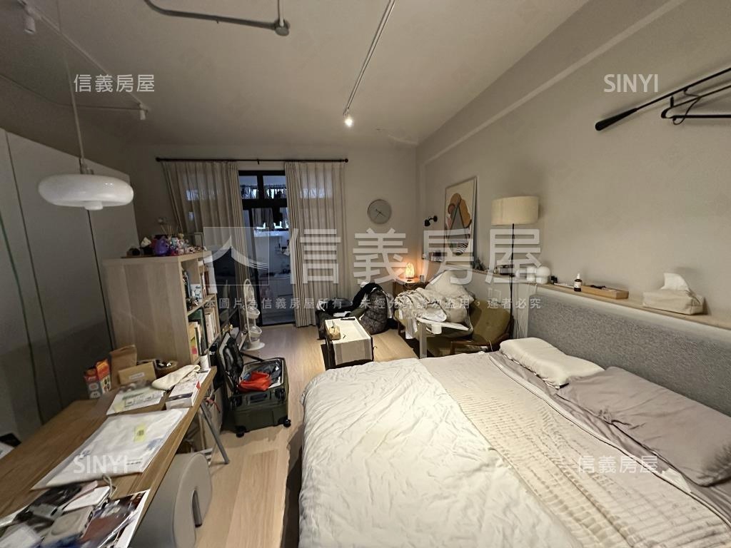 士林站土地加蓋透天房屋室內格局與周邊環境