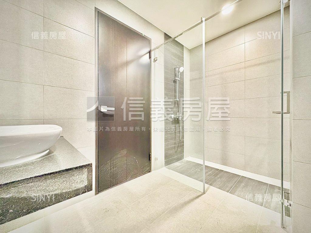 水律川｜河岸美景三房平車房屋室內格局與周邊環境