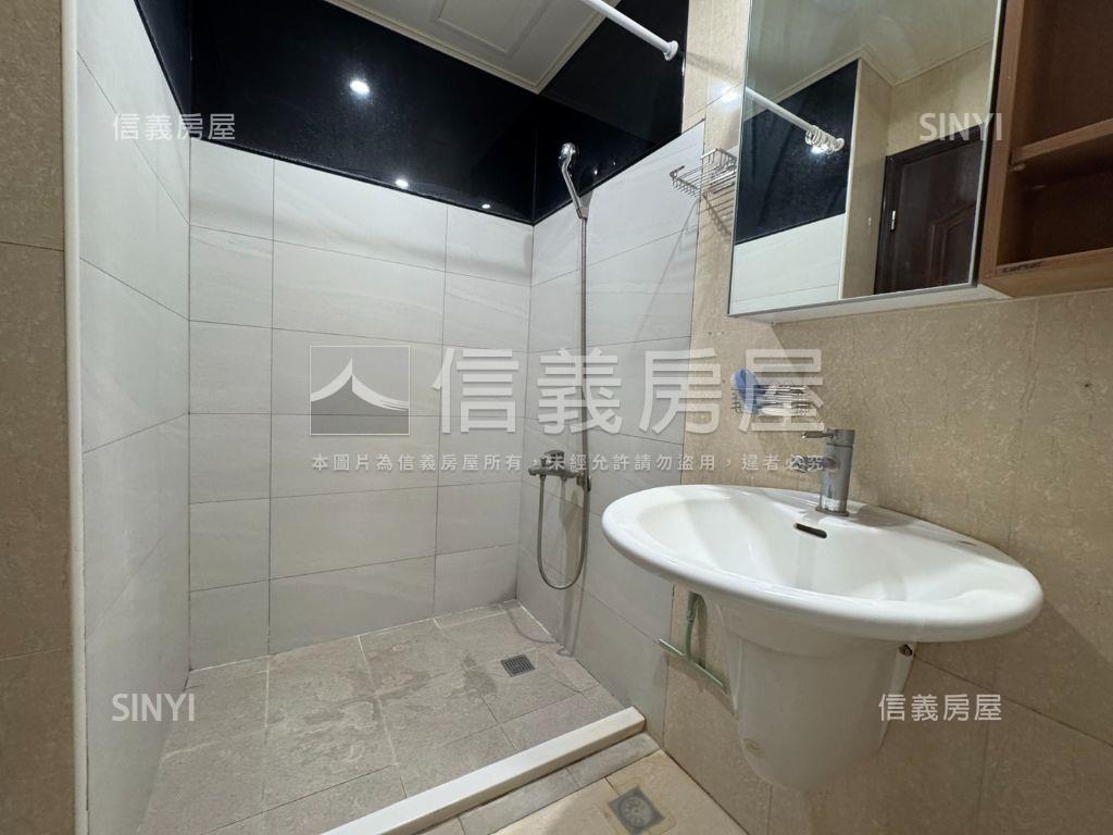 美學苑高樓層美裝潢房屋室內格局與周邊環境