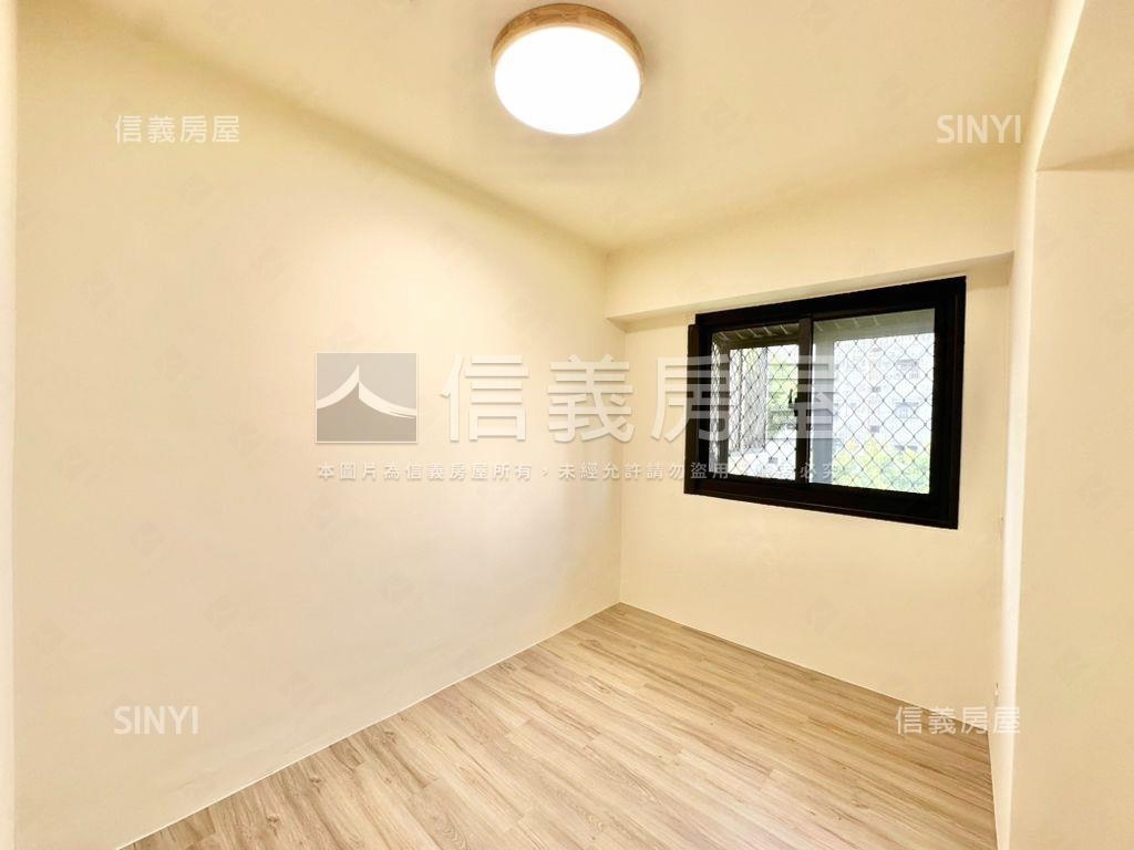 低總價。電梯美美三房房屋室內格局與周邊環境