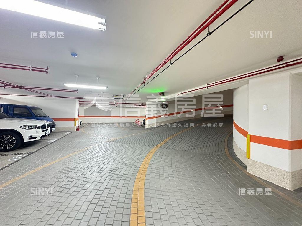 新★向陽上冠★二房車位房屋室內格局與周邊環境