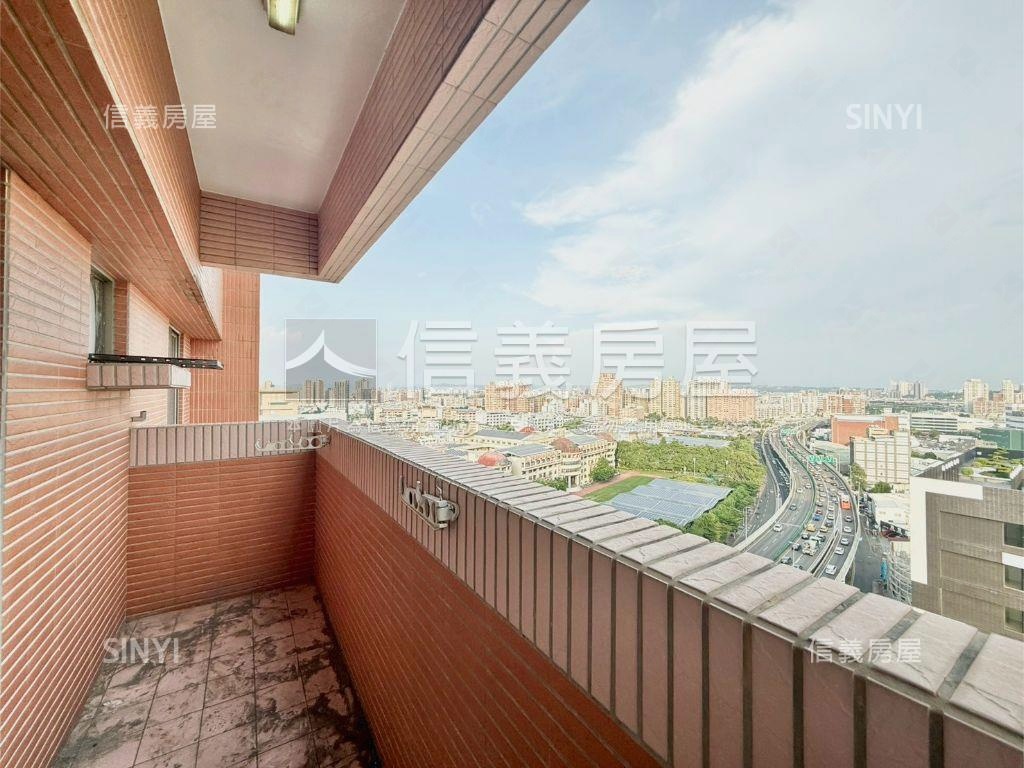 明亮採光校園景觀‧大四房房屋室內格局與周邊環境