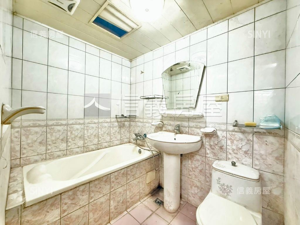 明亮採光校園景觀‧大四房房屋室內格局與周邊環境
